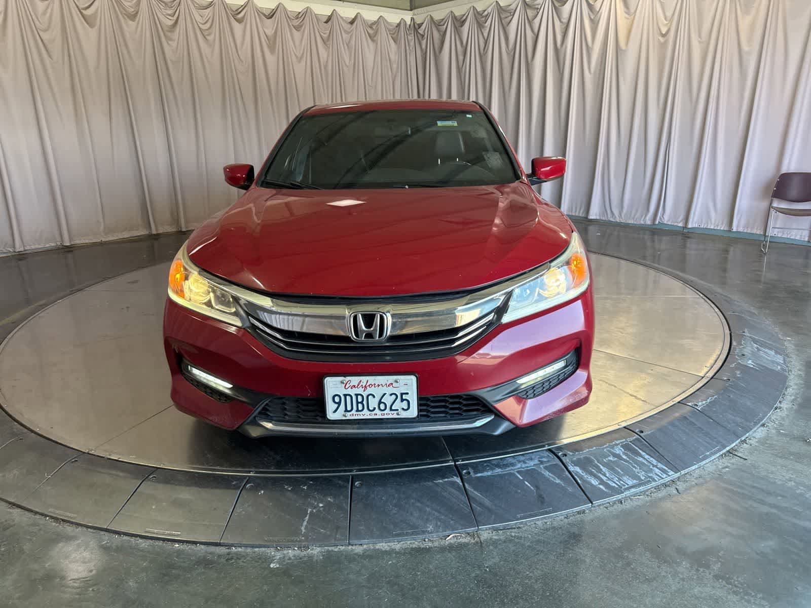 Used 2017 Honda Accord Sport Special Edition image 2