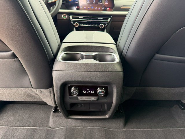 New 2027 Chevrolet Traverse Z71 AWD/4WD image 20