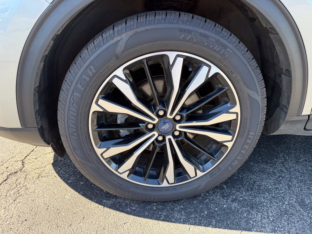 Used 2021 Ford Escape SE w/ SE Sport Appearance Package AWD/4WD image 56