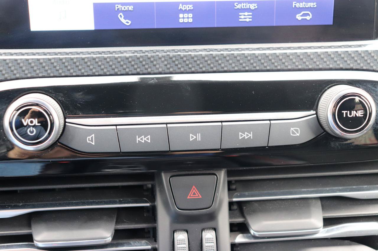 Used 2025 Ford Escape ST-Line Select AWD/4WD image 32