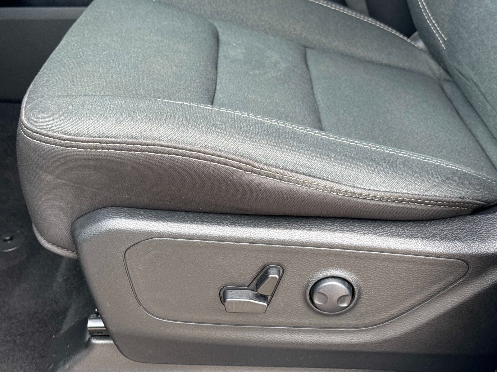 Used 2025 RAM 1500 Big Horn AWD/4WD image 21