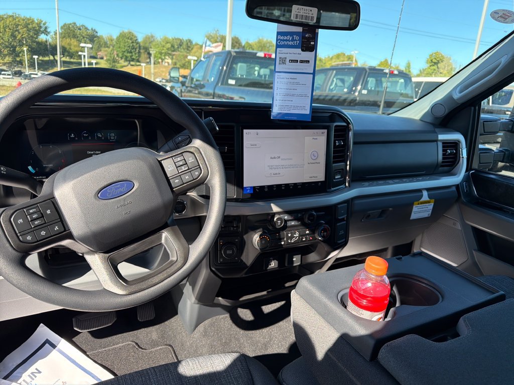 New 2027 Ford F250 XLT w/ XLT Premium Package AWD/4WD image 15