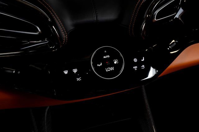 Certified 2025 Ferrari Purosangue AWD/4WD image 47