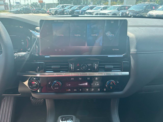 New 2026 Nissan Pathfinder SL w/ SL Premium Package FWD image 13