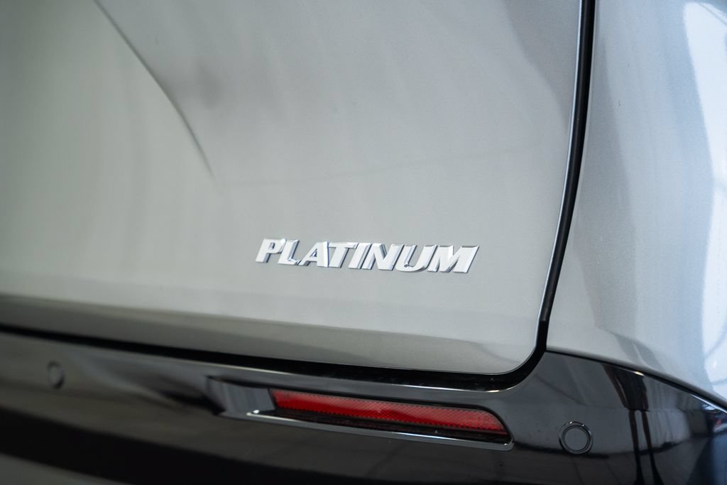 New 2026 Toyota Sienna Platinum AWD/4WD image 8