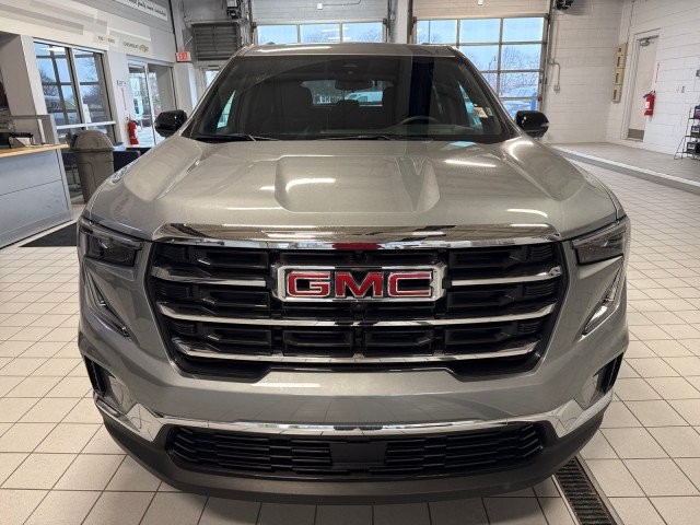 Used 2025 GMC Acadia Elevation FWD image 8
