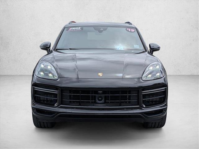 Used 2019 Porsche Cayenne Turbo AWD/4WD image 2
