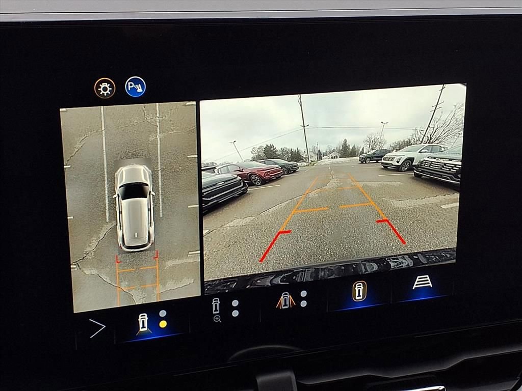 New 2026 Chevrolet Equinox LT image 18