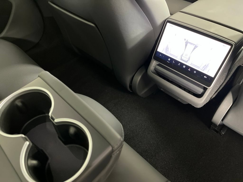 Used 2025 Tesla Model 3 Long Range AWD/4WD image 11