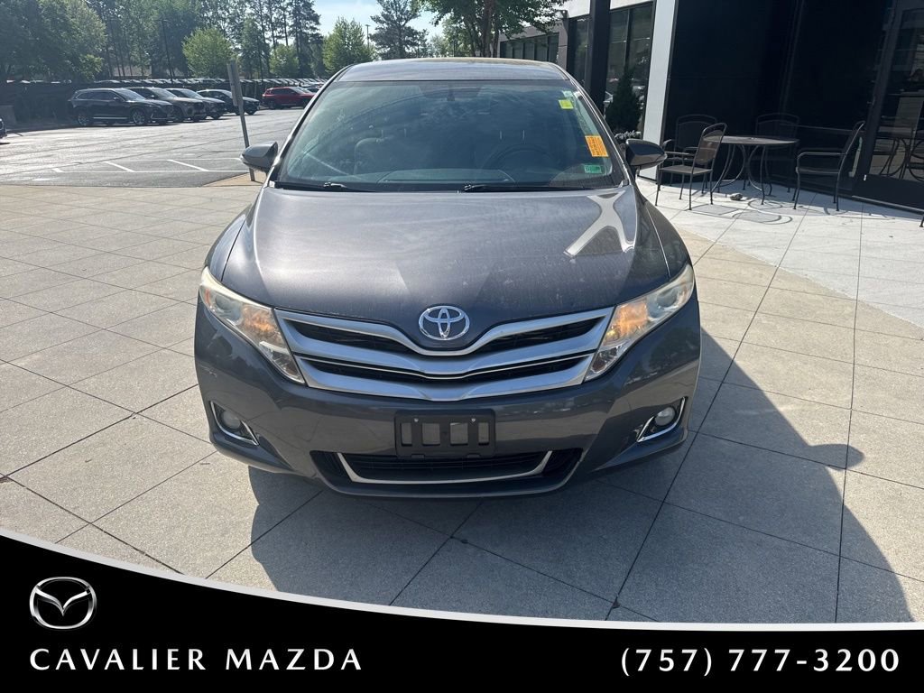 Used 2014 Toyota Venza XLE FWD image 2
