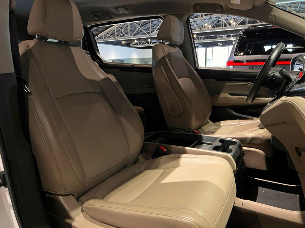 Used 2023 Honda Odyssey Touring image 15