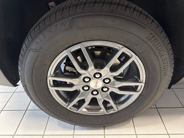 Used 2025 GMC Acadia Elevation FWD image 10