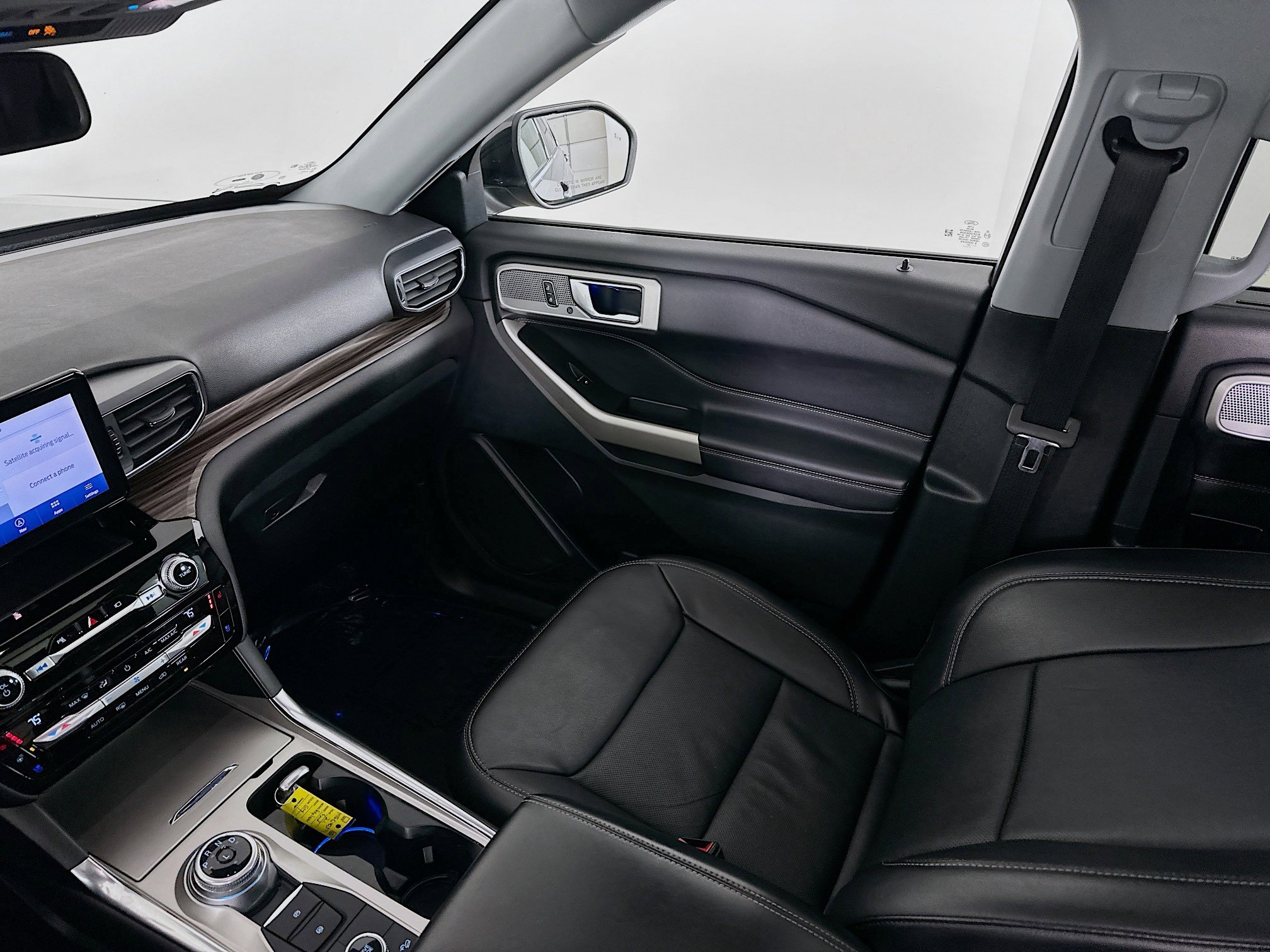 Used 2021 Ford Explorer Limited w/ Equipment Group 301A image 31