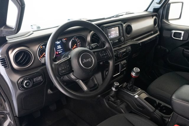 Used 2020 Jeep Wrangler Unlimited Sport AWD/4WD image 3