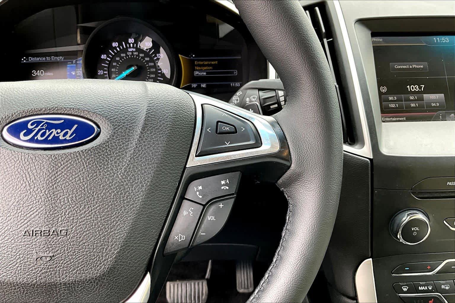 Used 2015 Ford Edge SEL w/ Equipment Group 201A FWD image 25