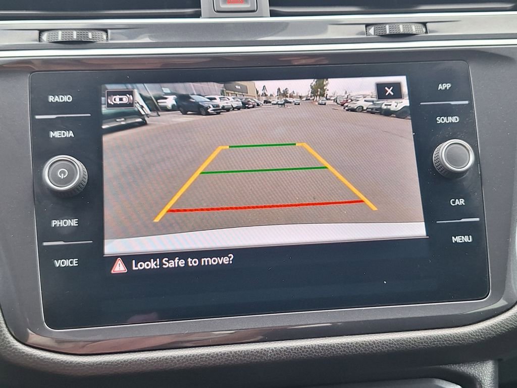 Used 2024 Volkswagen Tiguan S image 21