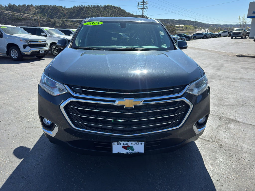 Used 2019 Chevrolet Traverse LT image 2