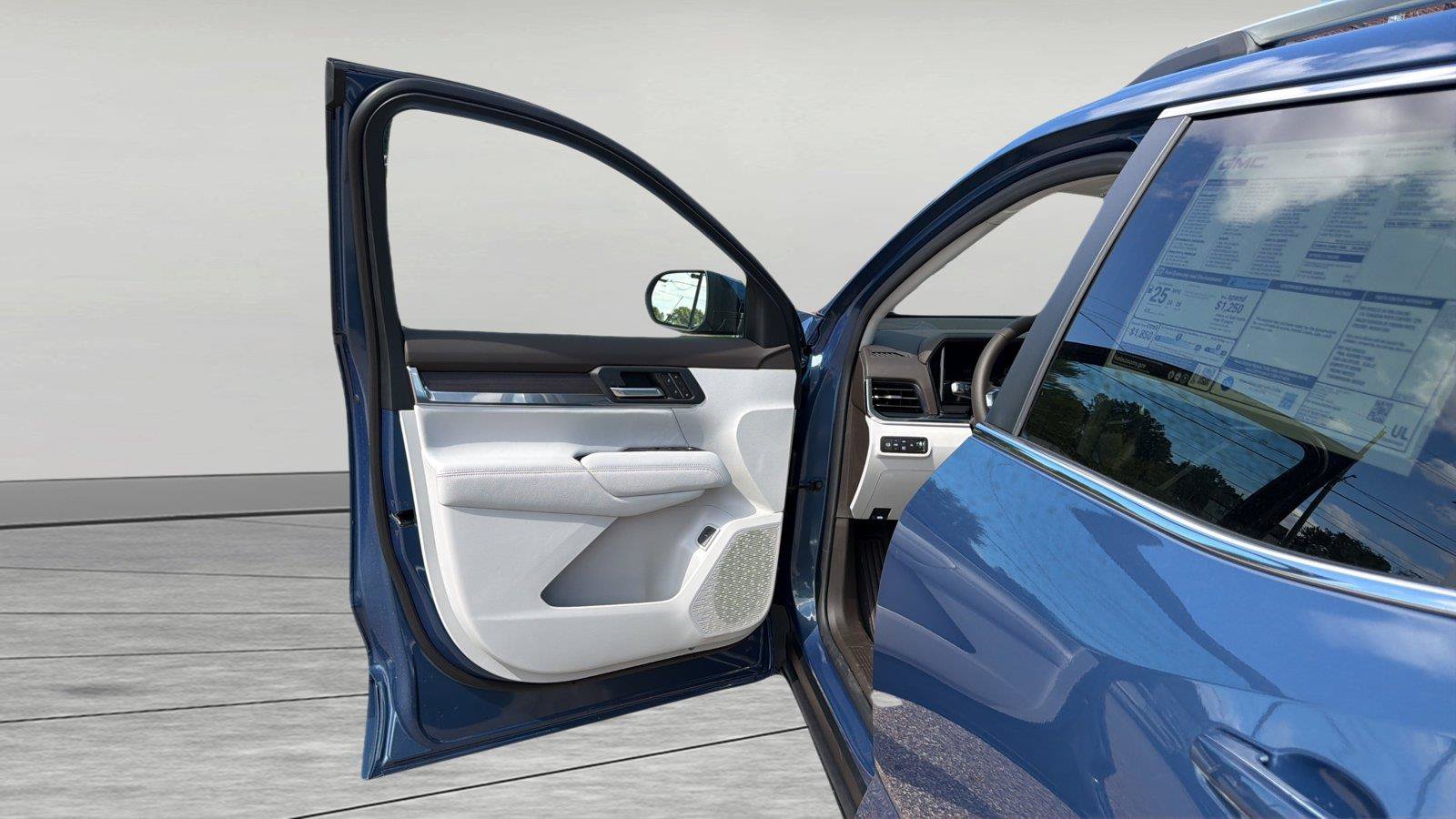 New 2027 GMC Terrain Denali AWD/4WD image 17