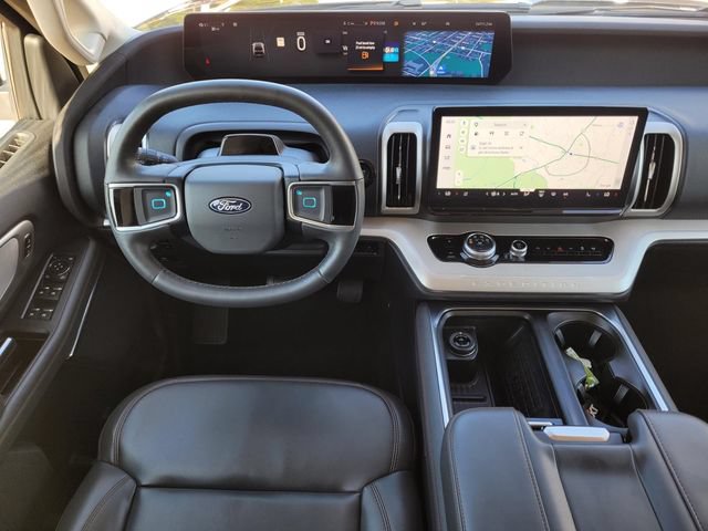Used 2025 Ford Expedition Active RWD image 22
