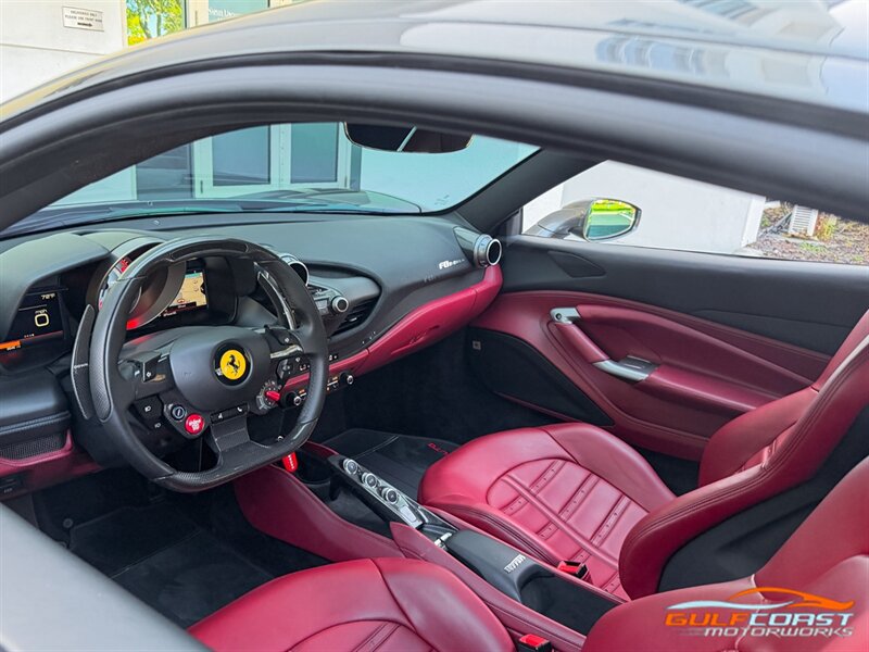 Used 2021 Ferrari F8 Tributo RWD image 2