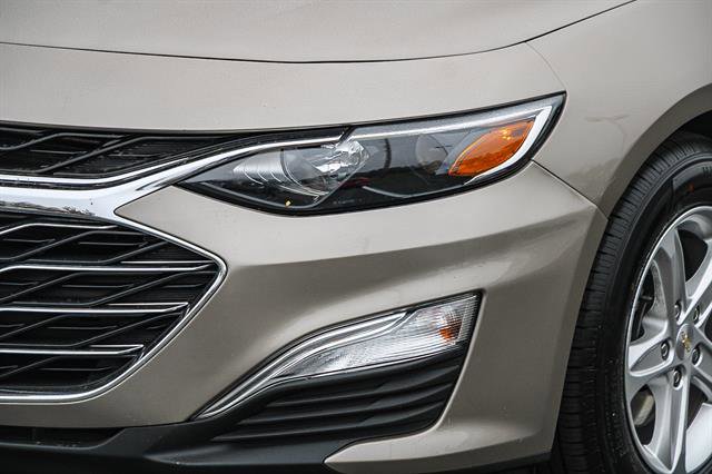 Used 2023 Chevrolet Malibu LS image 8