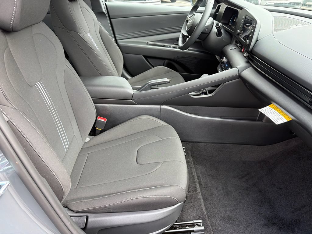 New 2026 Hyundai Elantra Sport FWD image 14