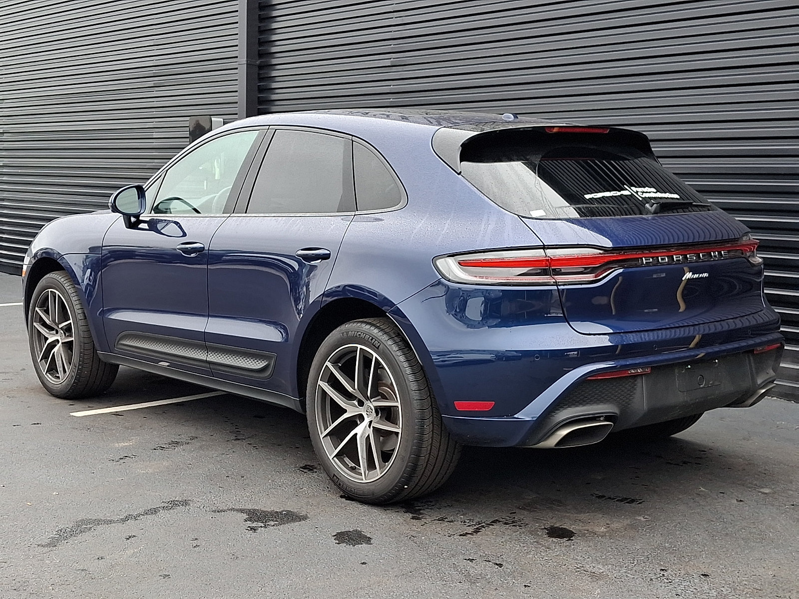 Certified 2026 Porsche Macan AWD/4WD image 3