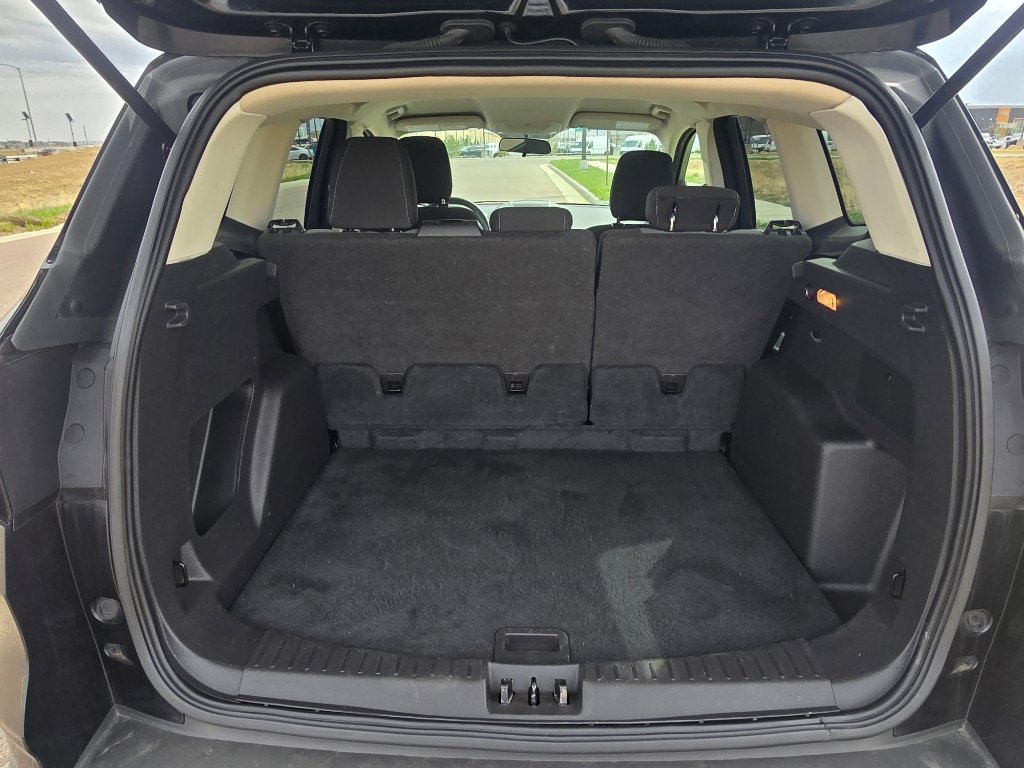 Used 2019 Ford Escape SE image 30