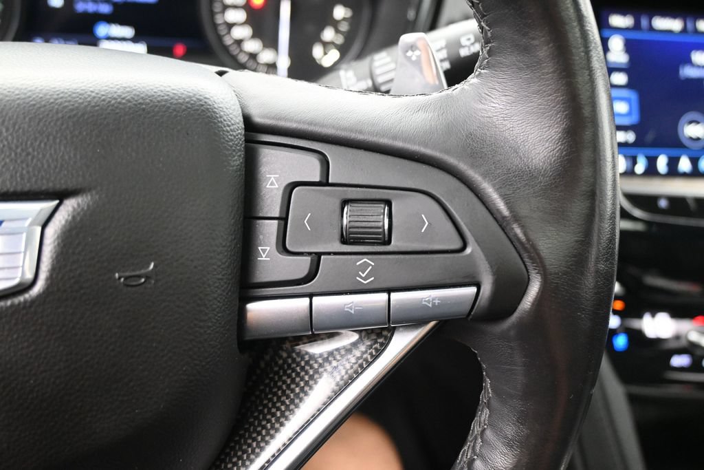 Used 2024 Cadillac XT6 Sport w/ Technology Package AWD/4WD image 22