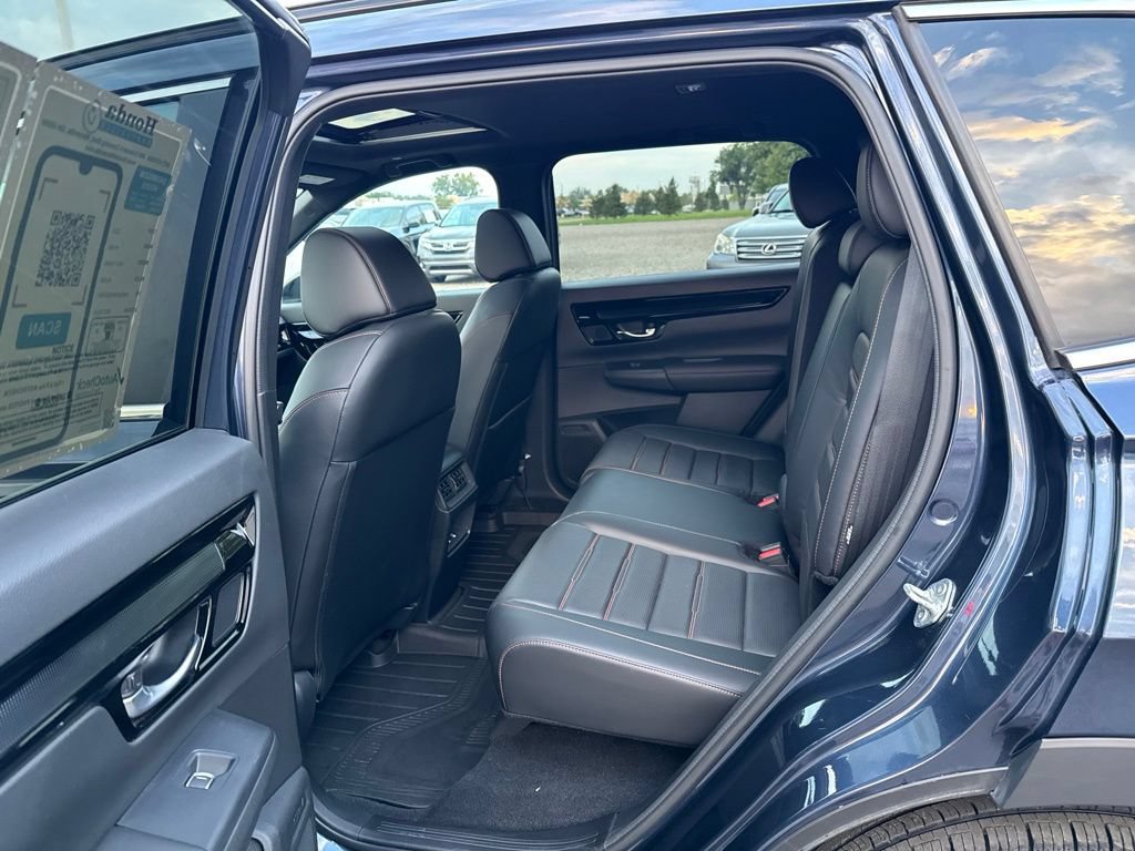 Used 2025 Honda CR-V Sport Touring image 37