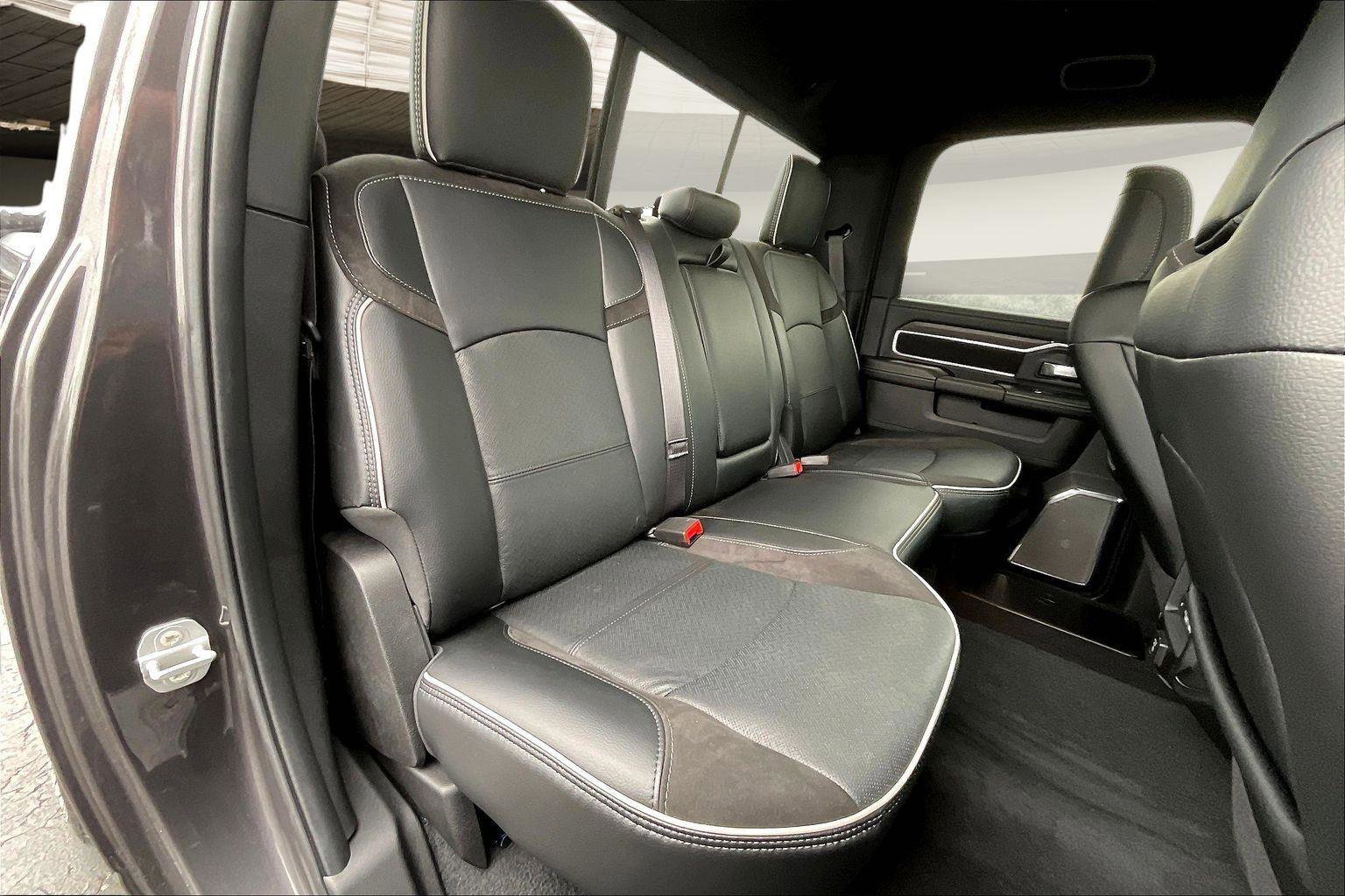 New 2025 RAM 3500 Laramie image 10