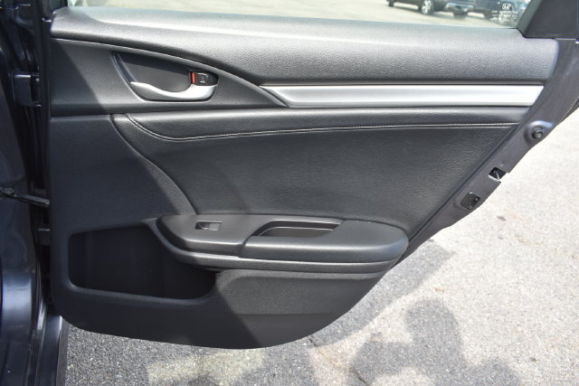 Used 2018 Honda Civic Touring image 41
