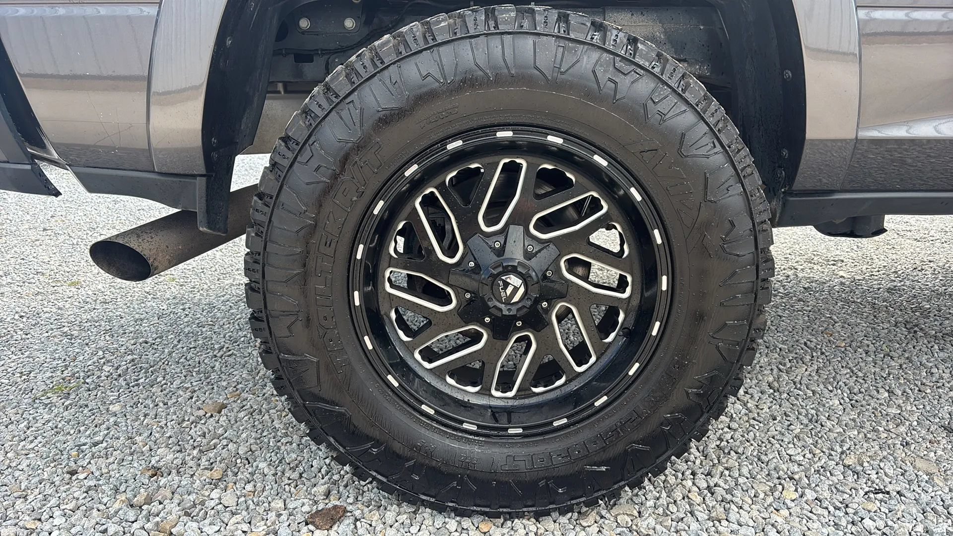 Used 2025 RAM 2500 Limited AWD/4WD image 9