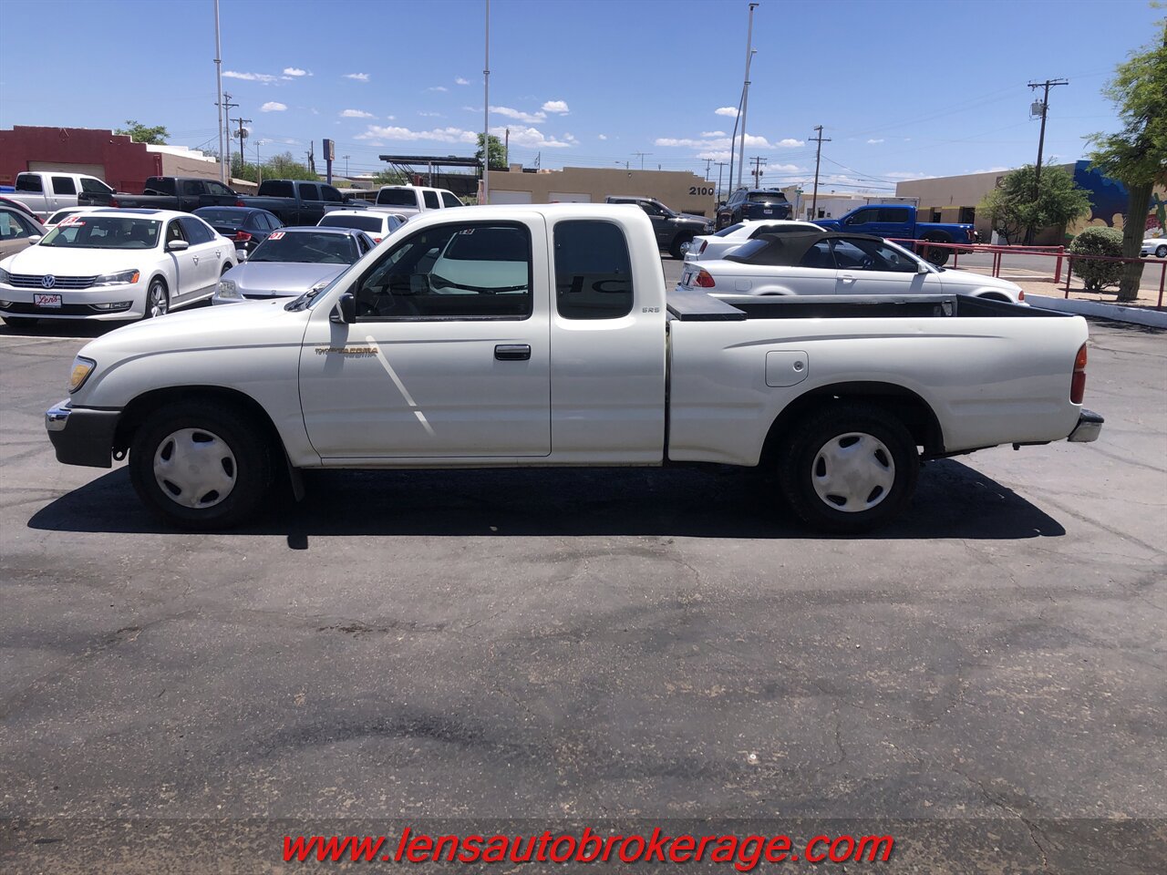 Used 1998 Toyota Tacoma 2WD Xtracab image 3
