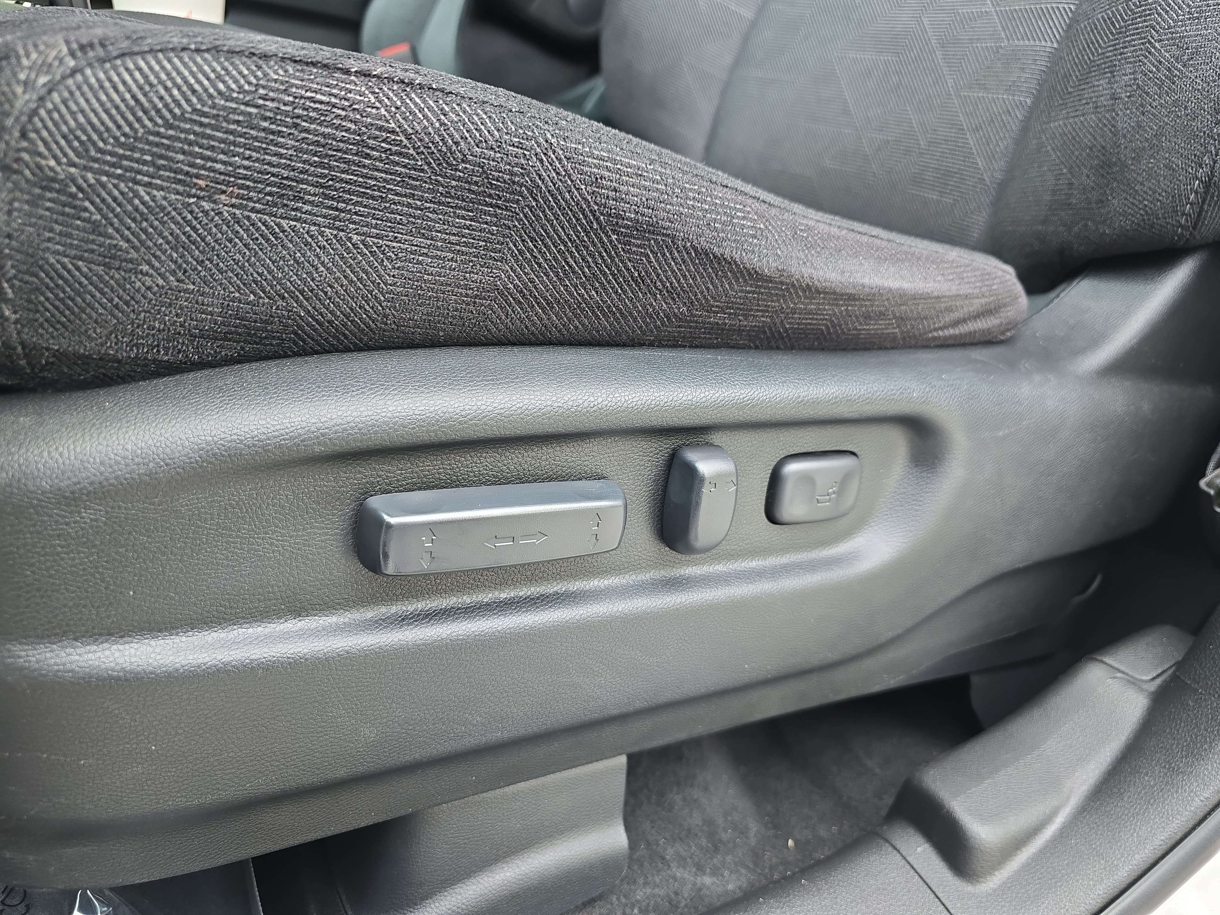 Used 2020 Honda Pilot EX image 29