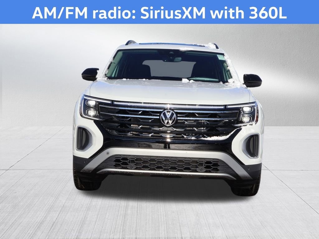 New 2026 Volkswagen Atlas Peak Edition AWD/4WD image 3