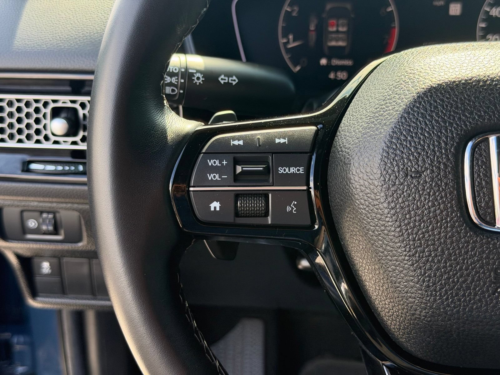 Used 2025 Honda Civic Sport image 13