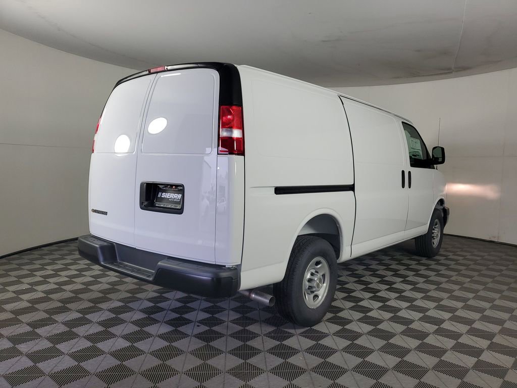 New 2025 Chevrolet Express 2500 image 4