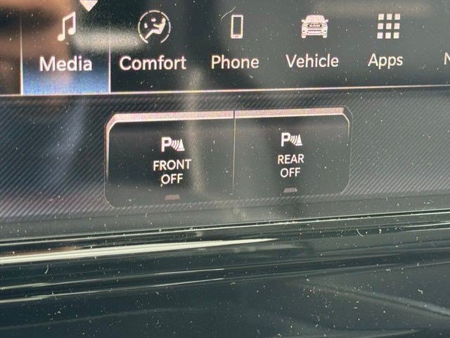 New 2026 RAM 1500 Laramie AWD/4WD image 22