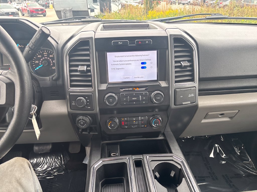 Used 2019 Ford F150 XLT w/ Equipment Group 302A Luxury AWD/4WD image 22