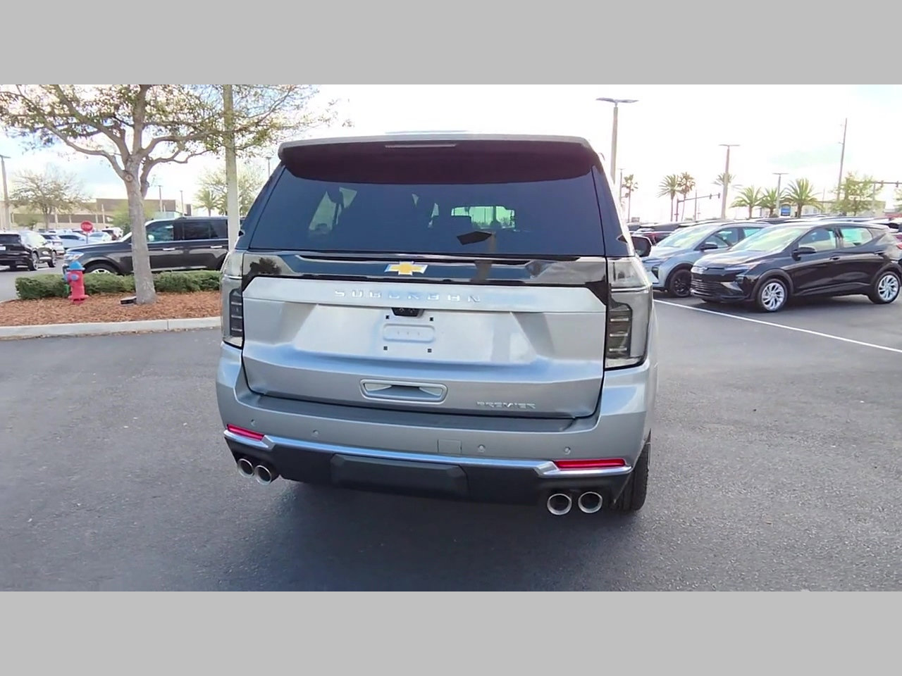 New 2026 Chevrolet Suburban Premier image 25