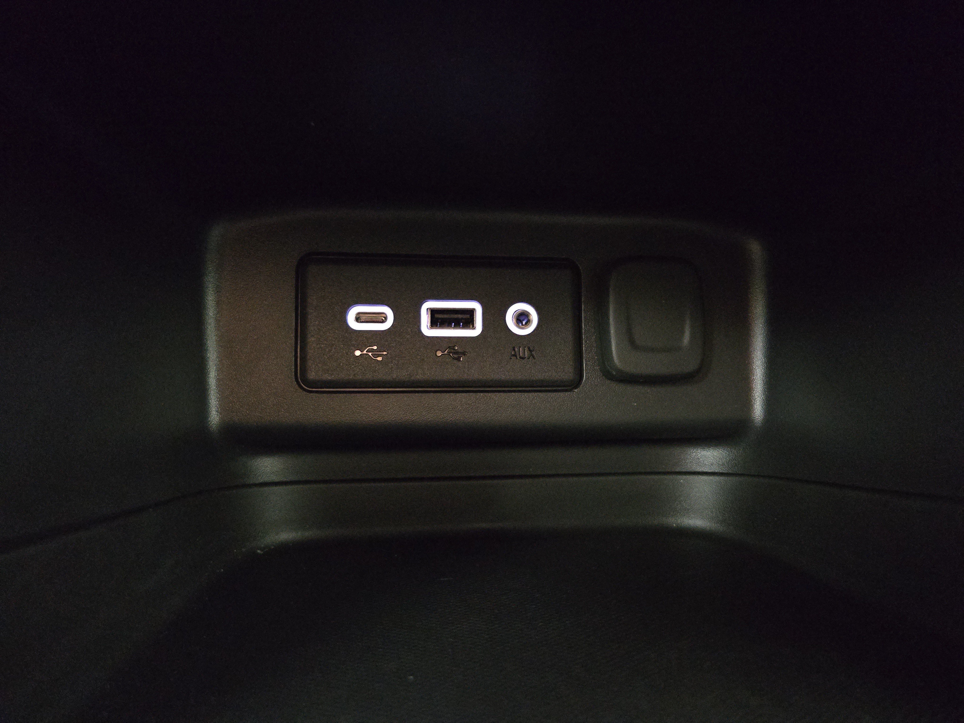Certified 2023 Chevrolet Equinox RS FWD image 27