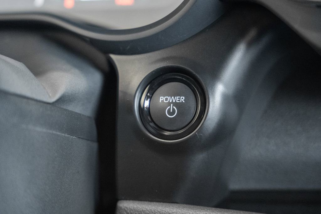 Used 2025 Toyota Sienna Limited AWD/4WD image 28