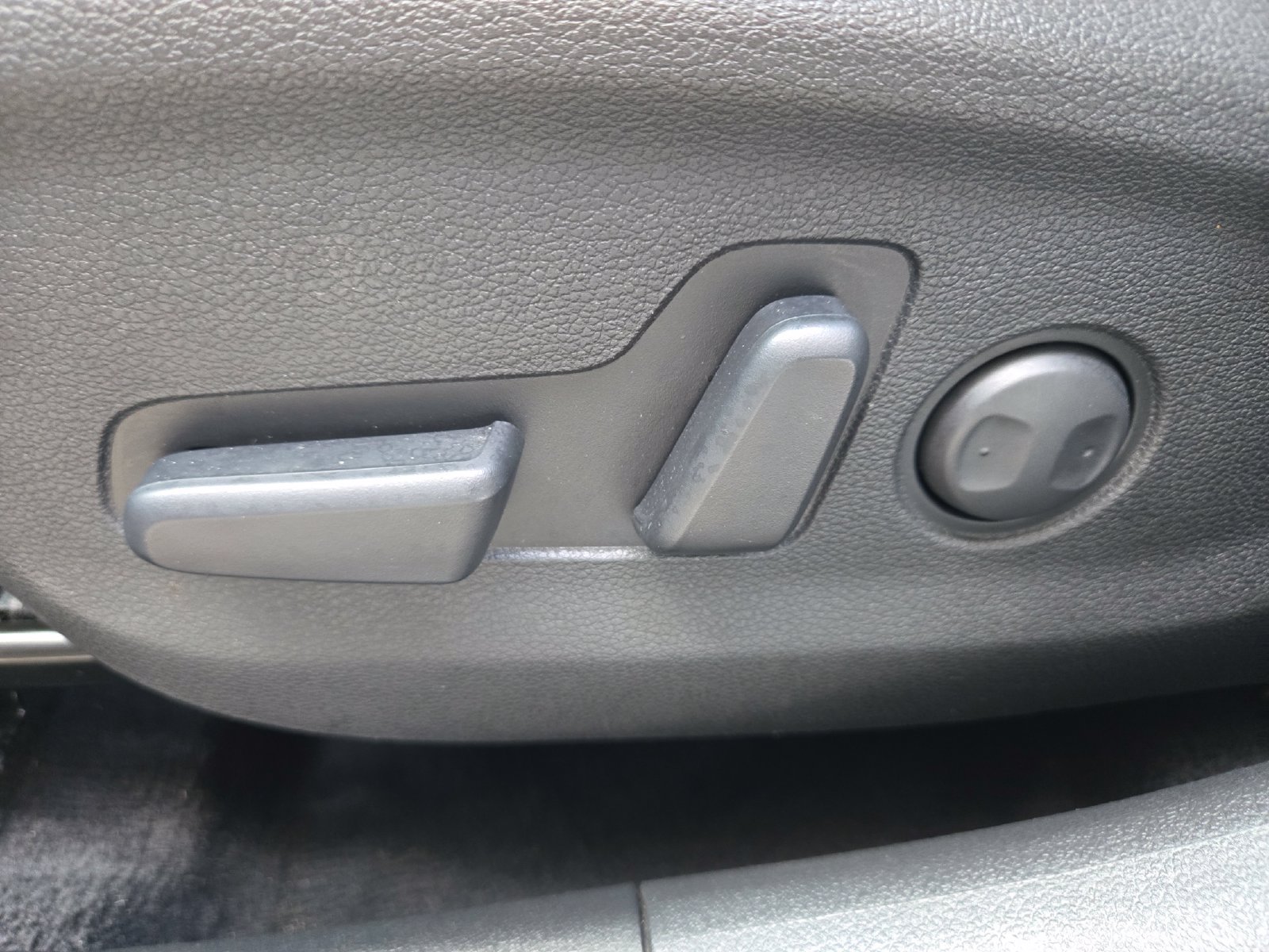 Used 2021 Hyundai Tucson Value FWD image 23