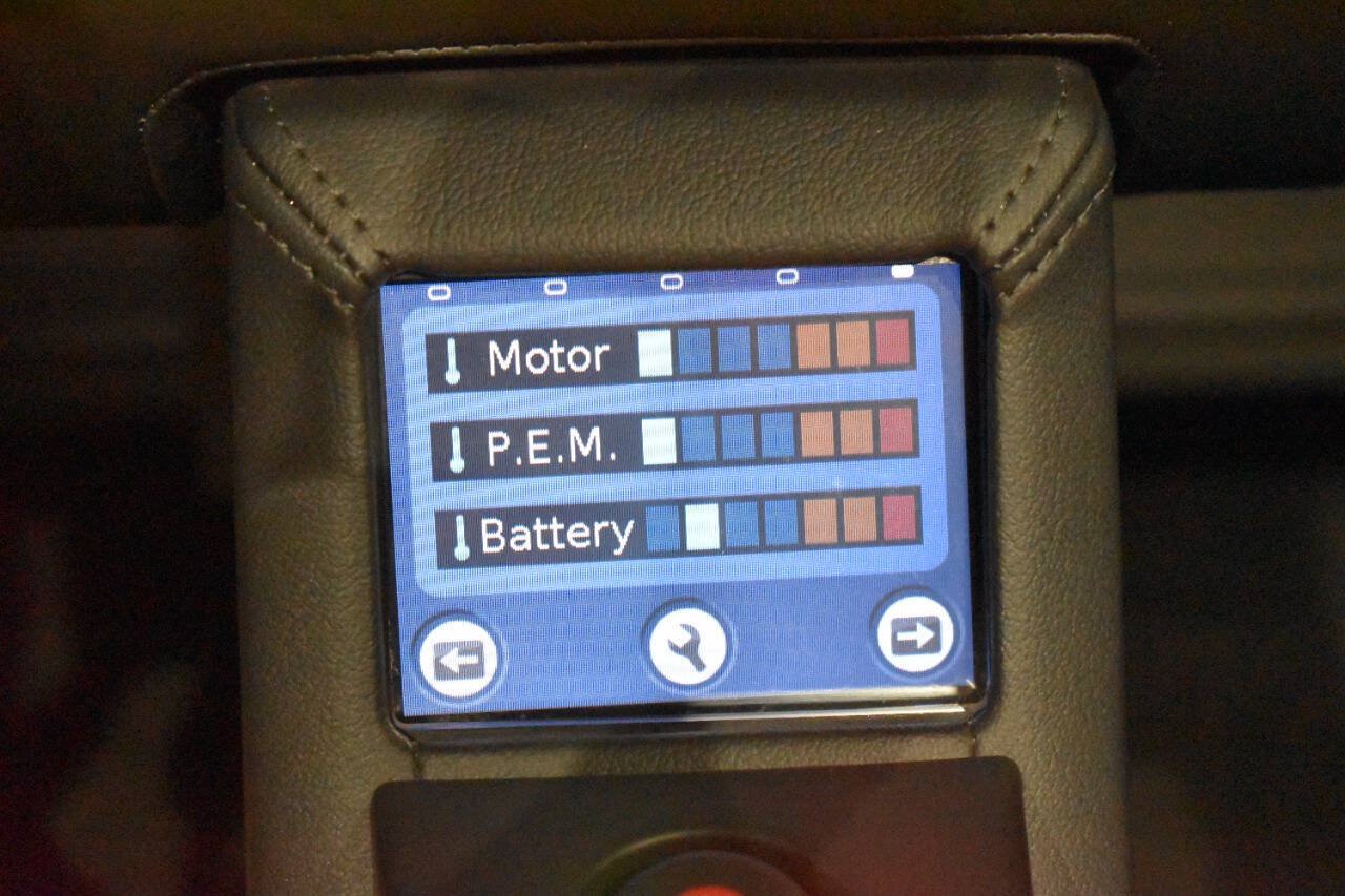 Used 2011 Tesla Roadster Sport RWD image 70
