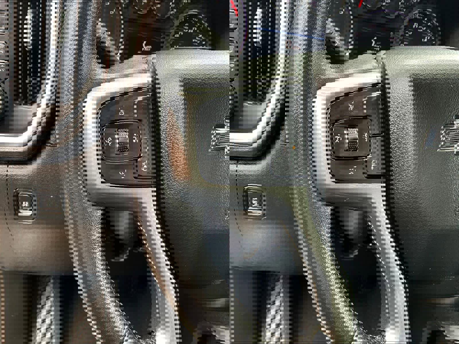 Used 2021 Chevrolet Silverado 1500 LT Trail Boss w/ Convenience Package II AWD/4WD image 22