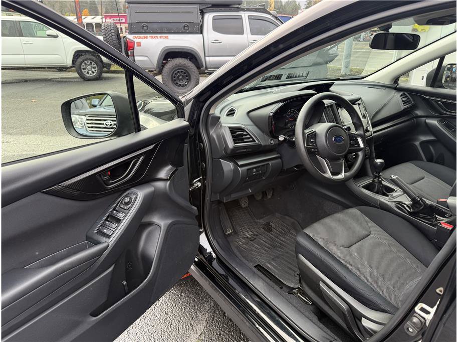 Used 2019 Subaru Crosstrek 2.0i image 10