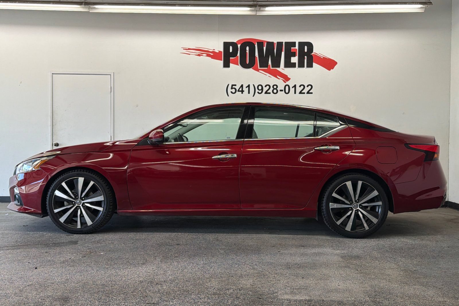 Used 2019 Nissan Altima 2.5 Platinum FWD image 6
