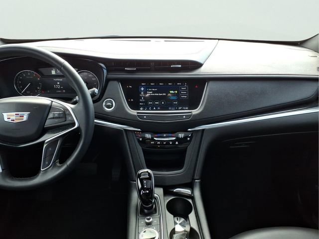 Used 2025 Cadillac XT5 Premium Luxury AWD/4WD image 13