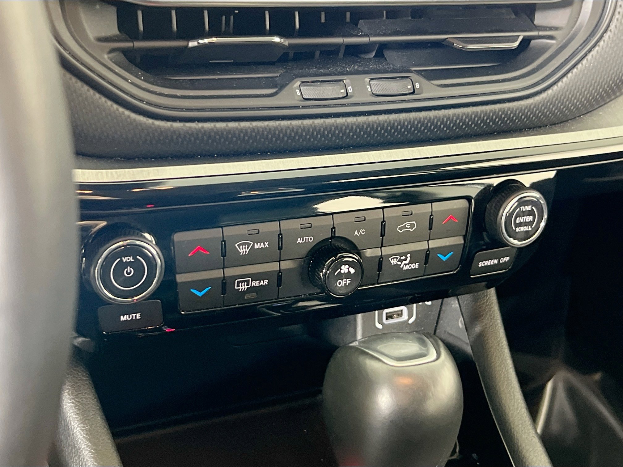 Used 2022 Jeep Compass Trailhawk w/ Trailhawk Convenience Group image 15